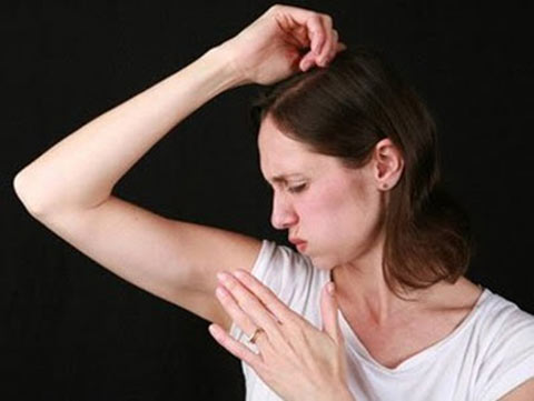 Hôi nách là 1 dạng bệnh bẩm sinh 